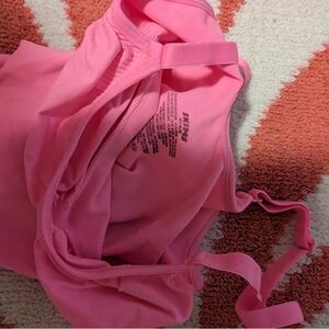 Skims seamless sculpt pink. Medium.Excellent condition